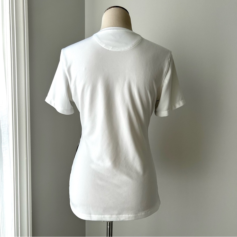 🌸Women’s 2015 U.S. Soccer Jersey. Size: Medium. White/Black - Picture 5 of 10
